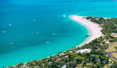 Great_Keppel_Fishermans_Beach_2_2.jpg